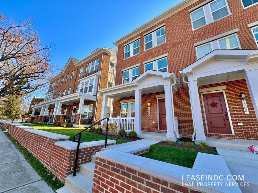 1207 Allison St Ne - Photo 2 of 36