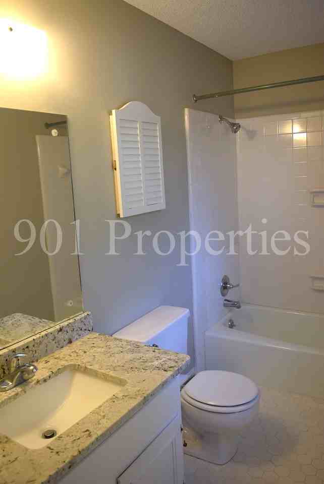 2601 Camrose Cv - Photo 2 of 33