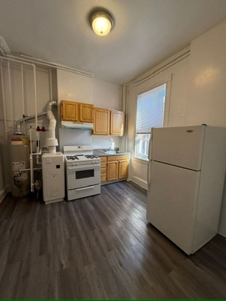 1408 P Street Northwest - Photo 2 of 5