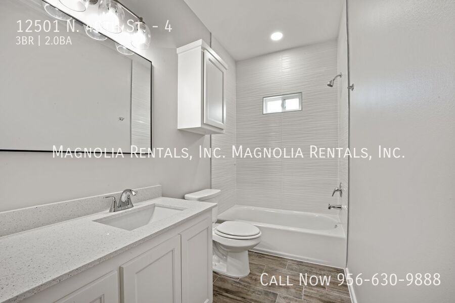 12501 N 40th St #4 - Photo 6 of 12