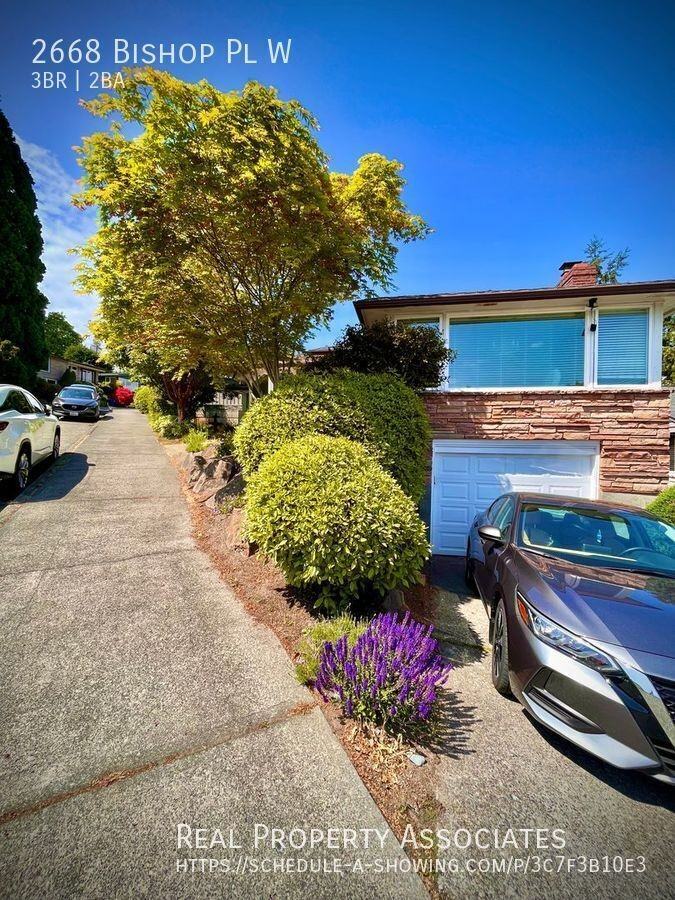 2668 Bishop Pl W - Photo 2 of 22