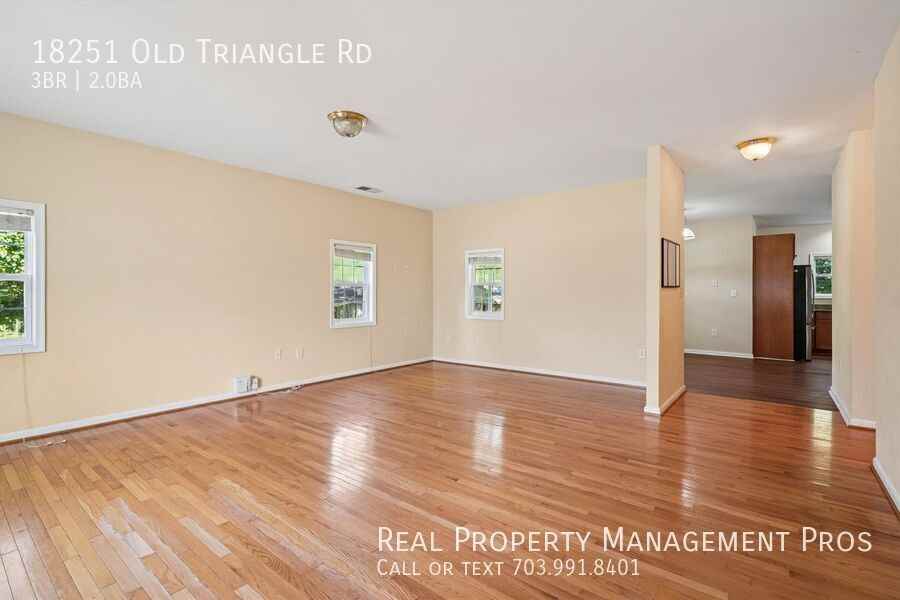 18251 Old Triangle Rd - Photo 3 of 24
