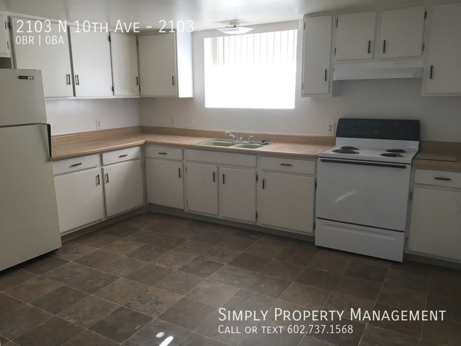 2103 N 10th Ave #2103 - Photo 2 of 8