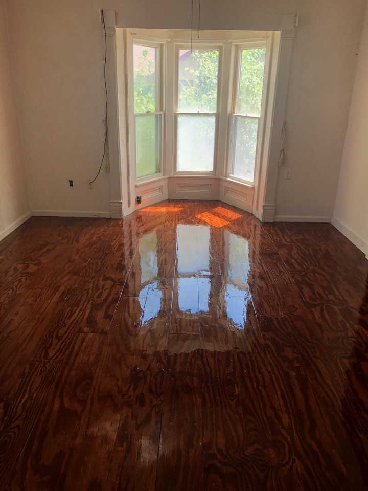 510 E 2nd St - Photo 2 of 12