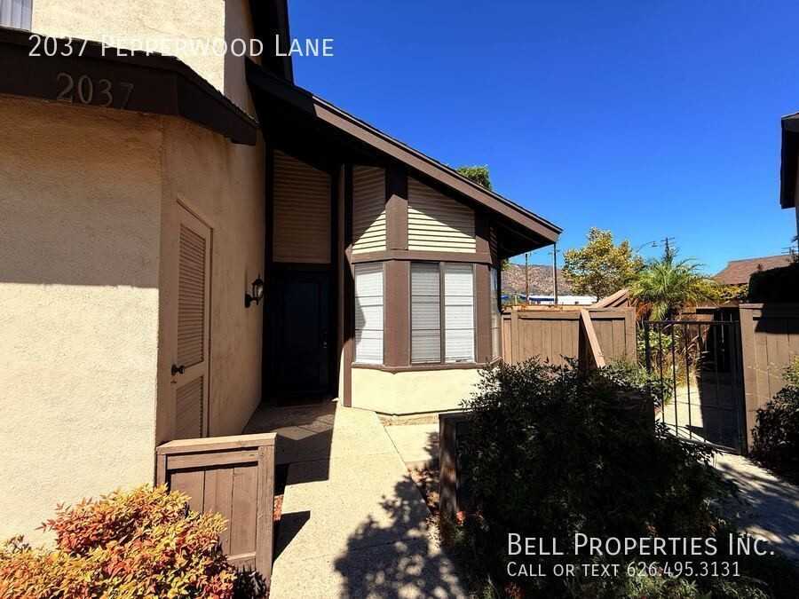 2037 Pepperwood Ln - Photo 2 of 29