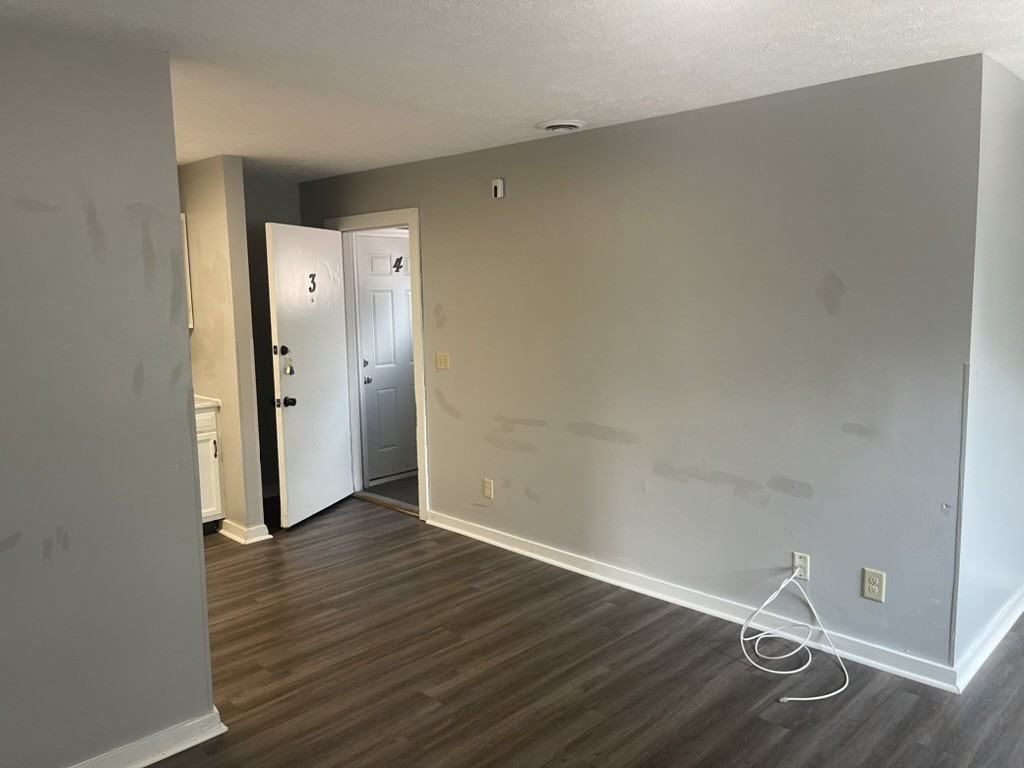 1034 N 8th St #3 - Photo 5 of 10