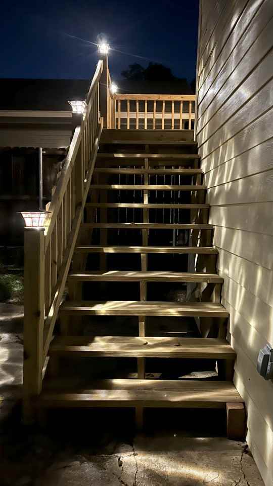 202 1/2 W Shaw St #NA - Photo 2 of 9