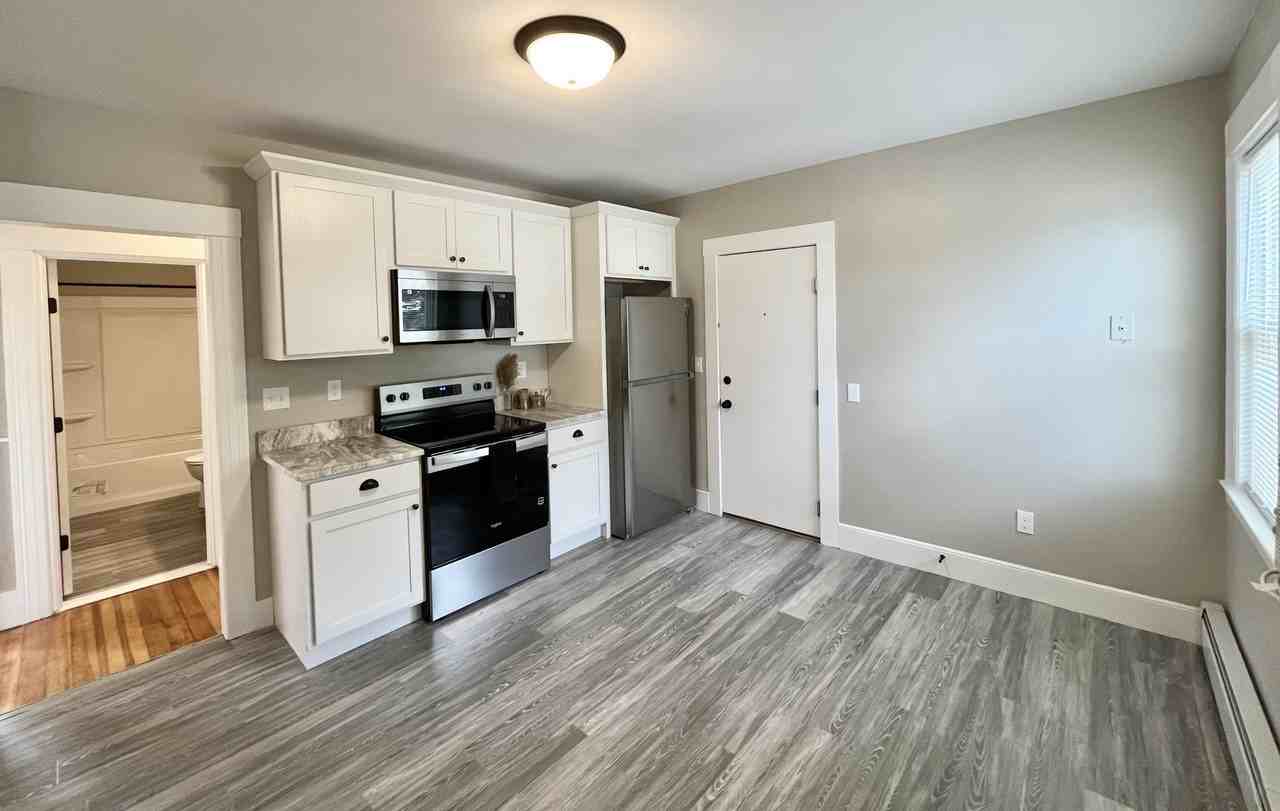 86 Grove St #2 - Photo 4 of 22