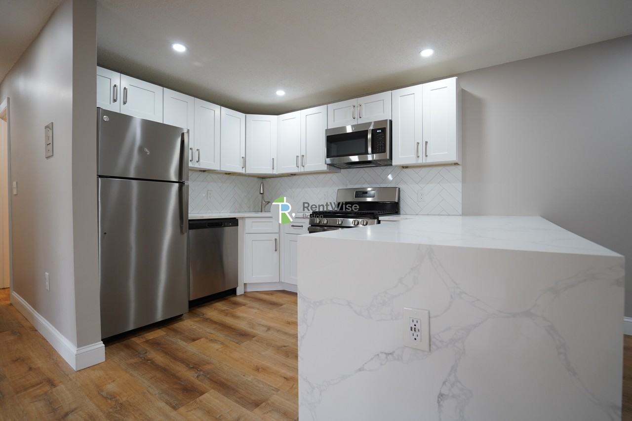 971 Fellsway #9 - Photo 3 of 10