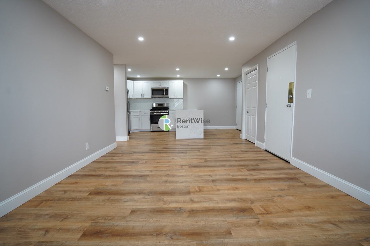 971 Fellsway #9 - Photo 4 of 10