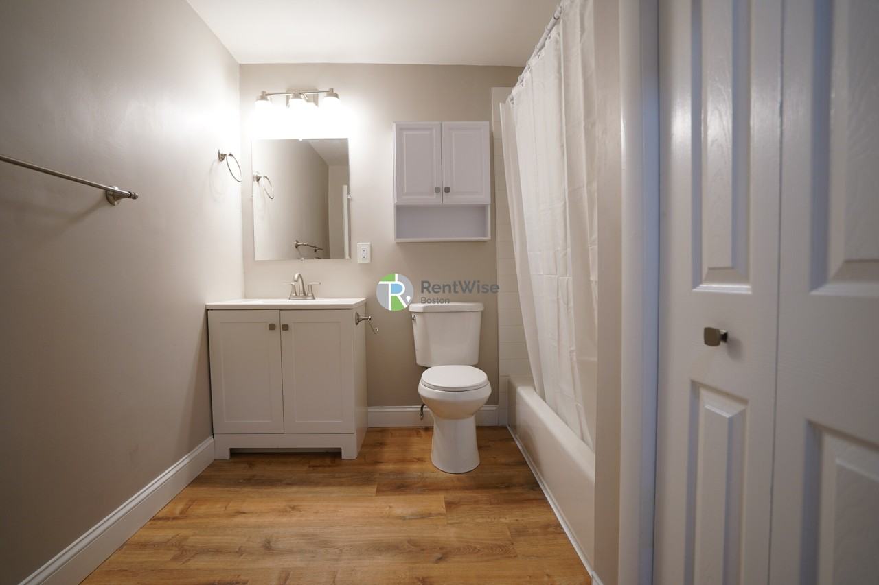 971 Fellsway #9 - Photo 7 of 10