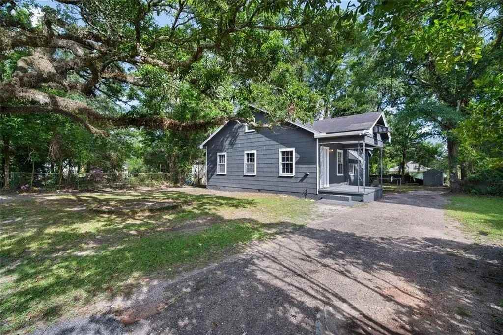 2068 Victory Ct #NA - Photo 3 of 20