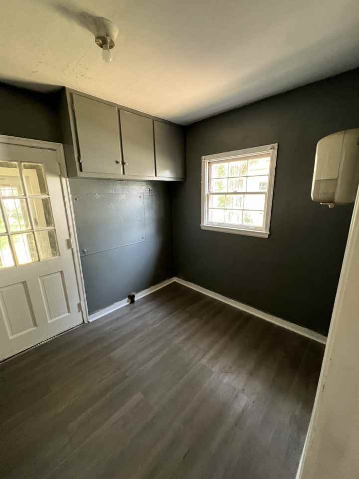 2068 Victory Ct #NA - Photo 6 of 20