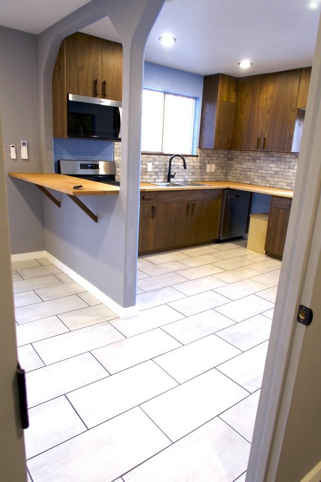 3547 E Green St #B - Photo 5 of 18