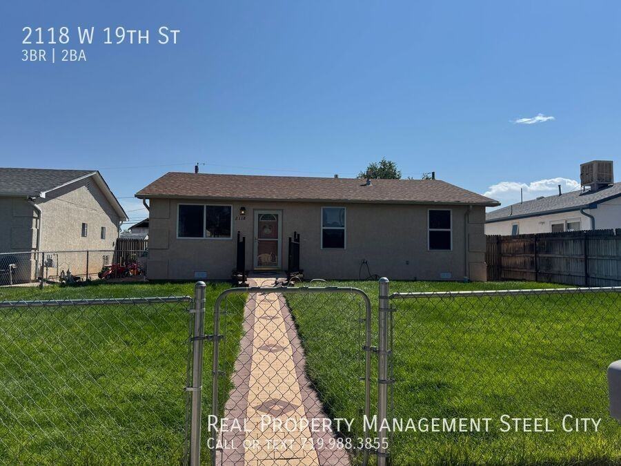 2118 W 19th St - Photo 2 of 26