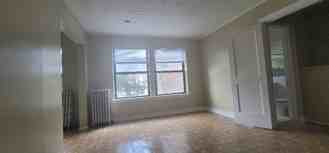 156 North Central Avenue #02 - Photo 1 of 1