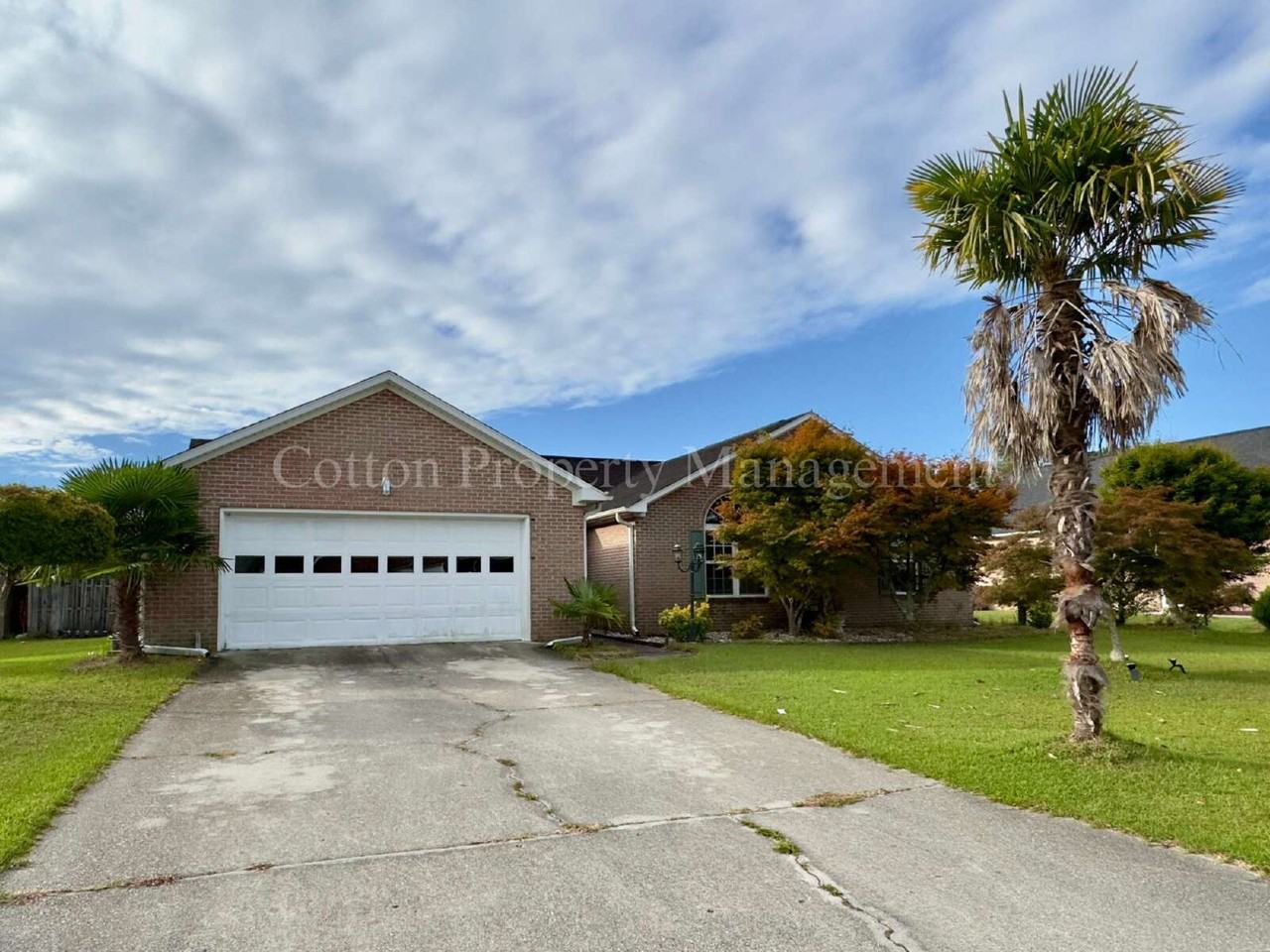 2824 White Rd - Photo 2 of 37