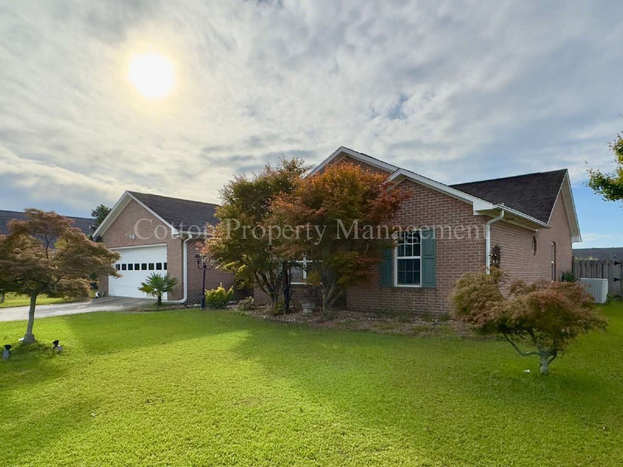 2824 White Rd - Photo 4 of 37