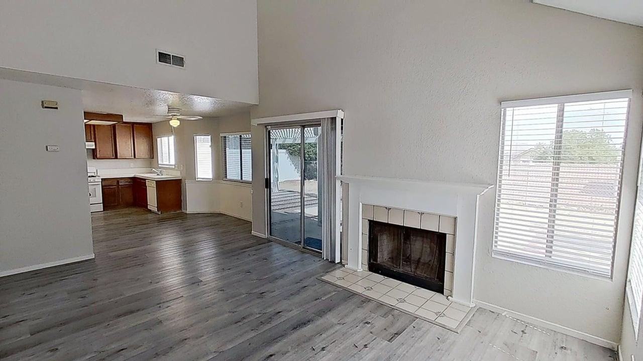 15730 Half Moon Dr - Photo 6 of 22