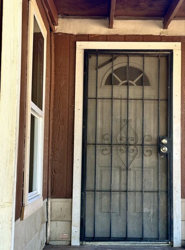 361 E Worth Ave - Photo 2 of 23