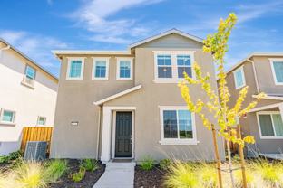 2044 Cottonwood St - Photo 1 of 1