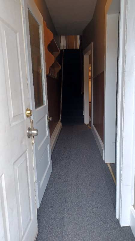411 N Montgomery St - Photo 2 of 15