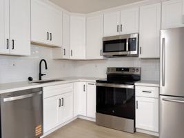featured image of 10193 Park Cir W