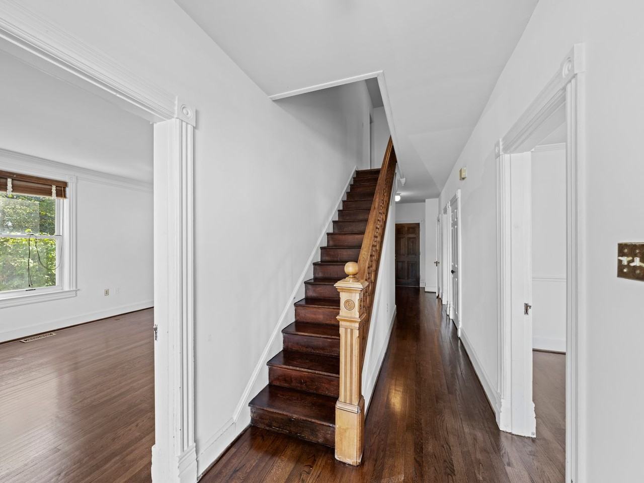 1314 N Herndon St - Photo 3 of 49