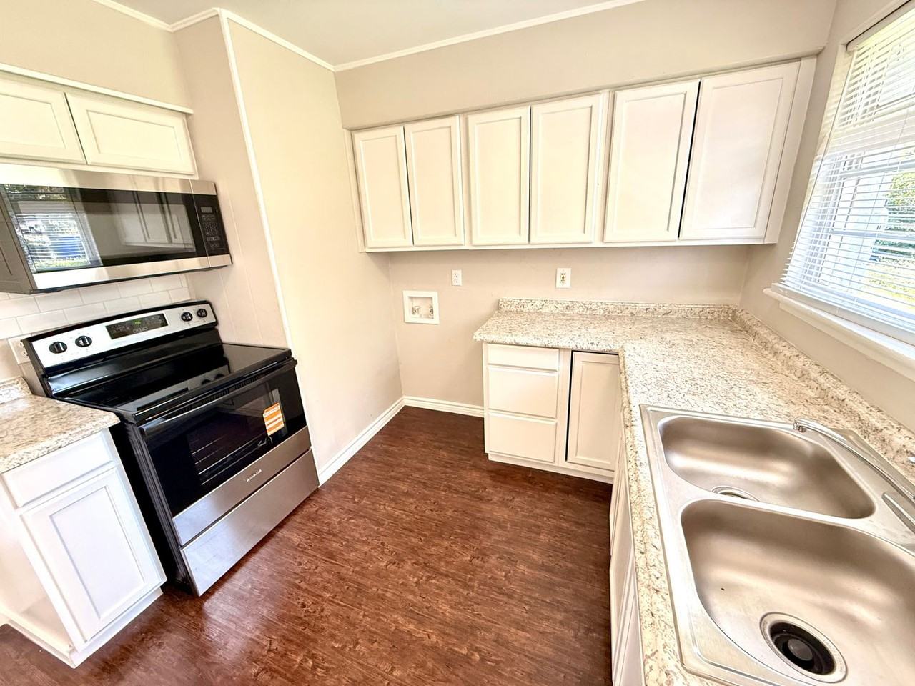 2610 San Diego Drive - Photo 4 of 10