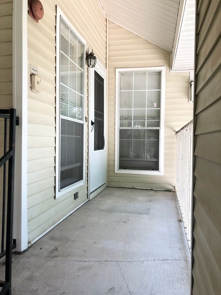 298 Carriage Crossing Lane - Photo 3 of 19