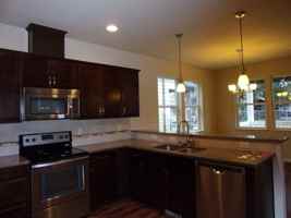 featured image of 1076 Front Ave Ne