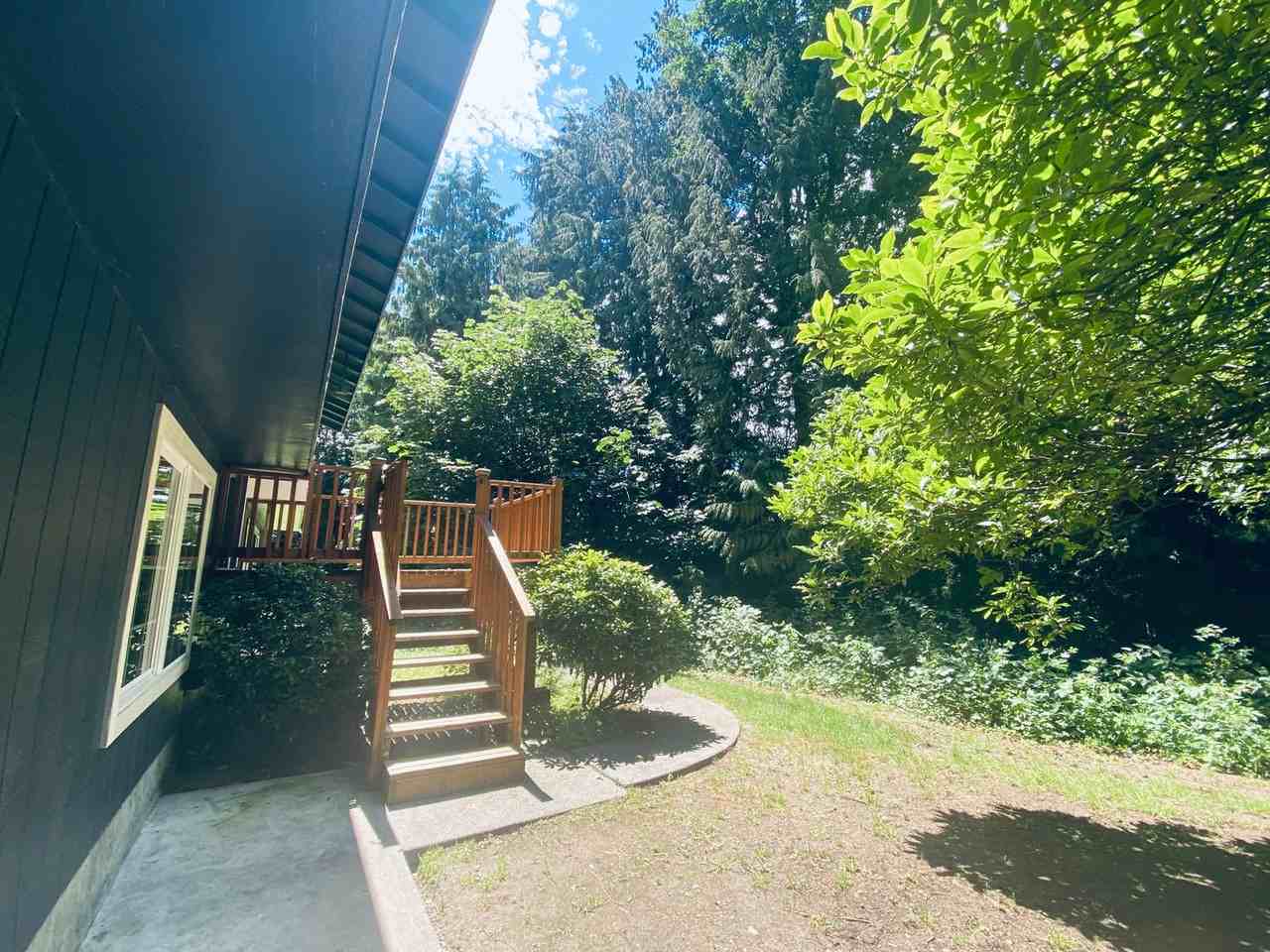 21321 Marine View Pl #B - Photo 6 of 14