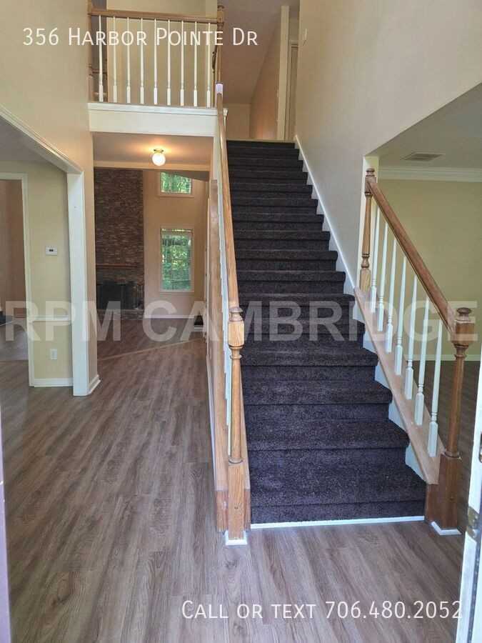 356 Harbor Pointe Dr - Photo 3 of 41