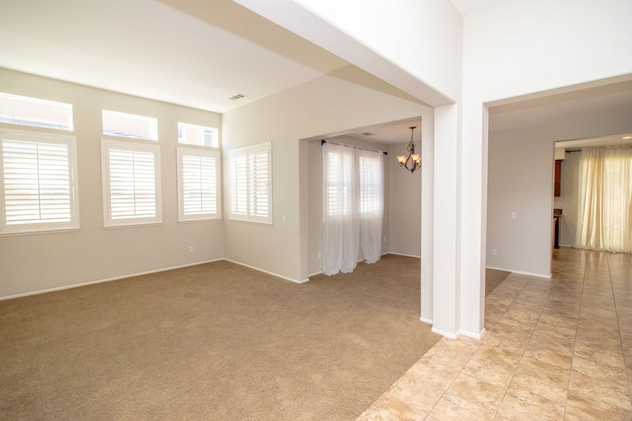 1488 Bedford Ct - Photo 3 of 42