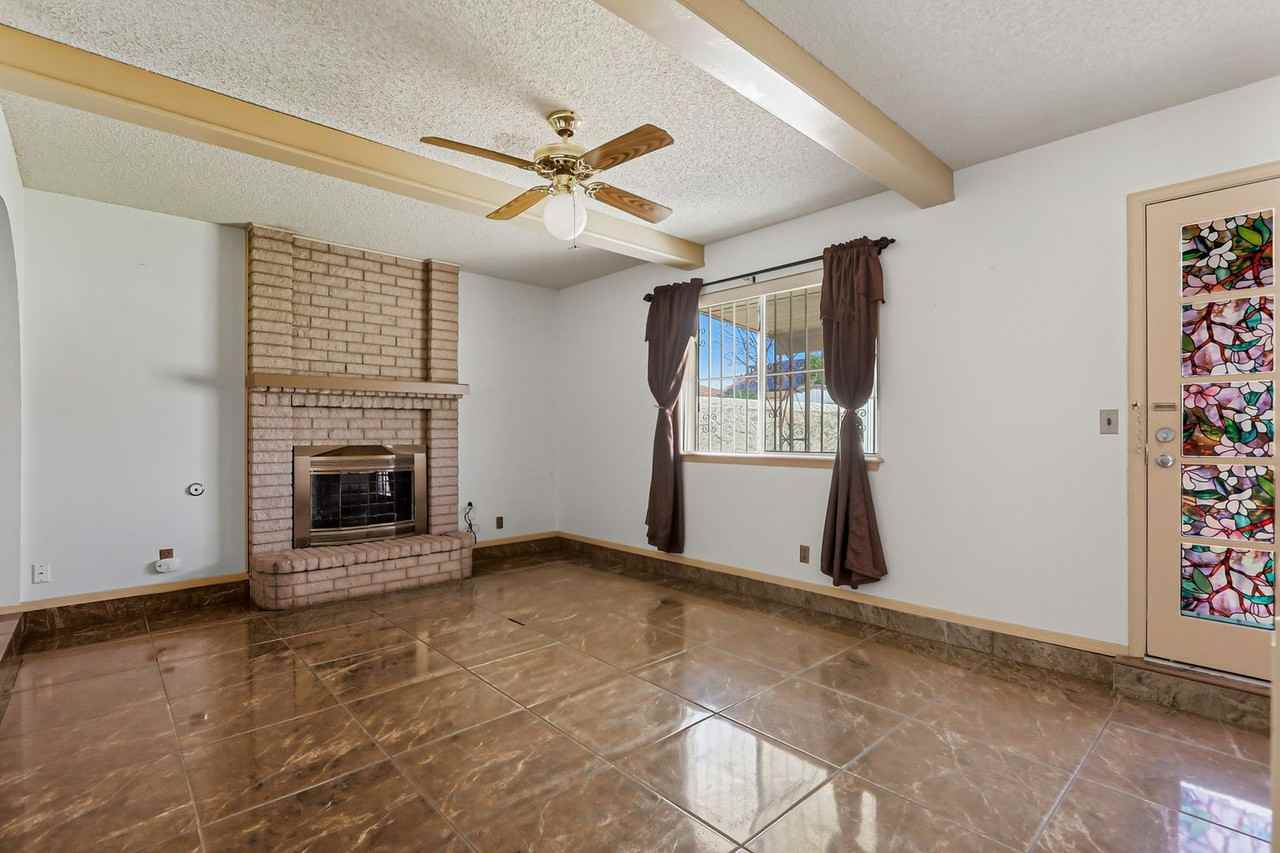 2900 Gilberto Avila St - Photo 3 of 29