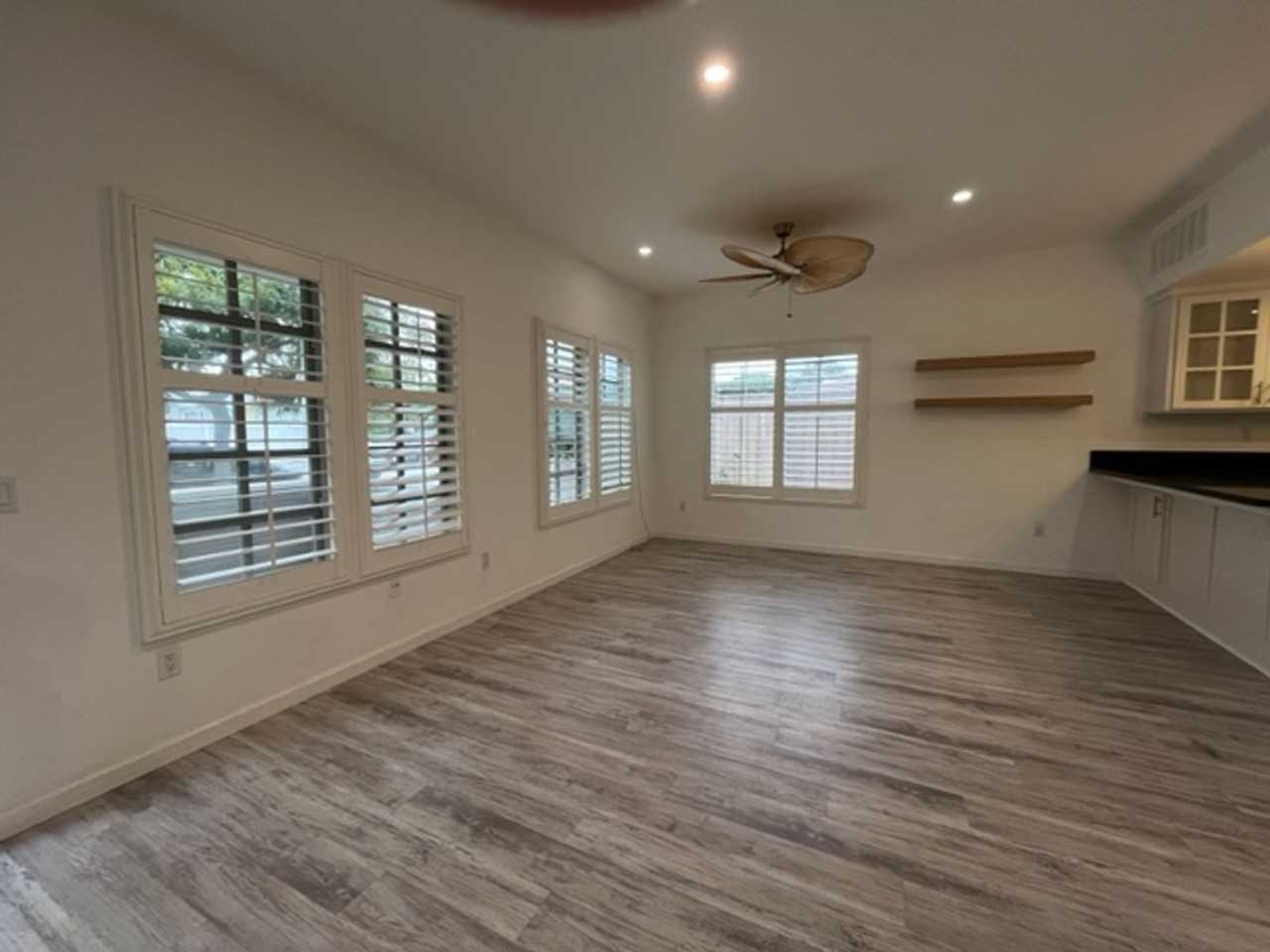 4927 Brighton Ave - Photo 5 of 22