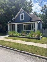 featured image of 318 E Webster St