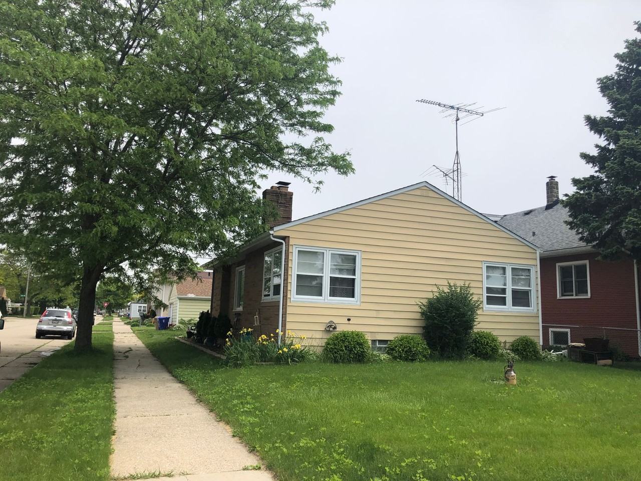 2321 30th Street - Photo 2 of 41