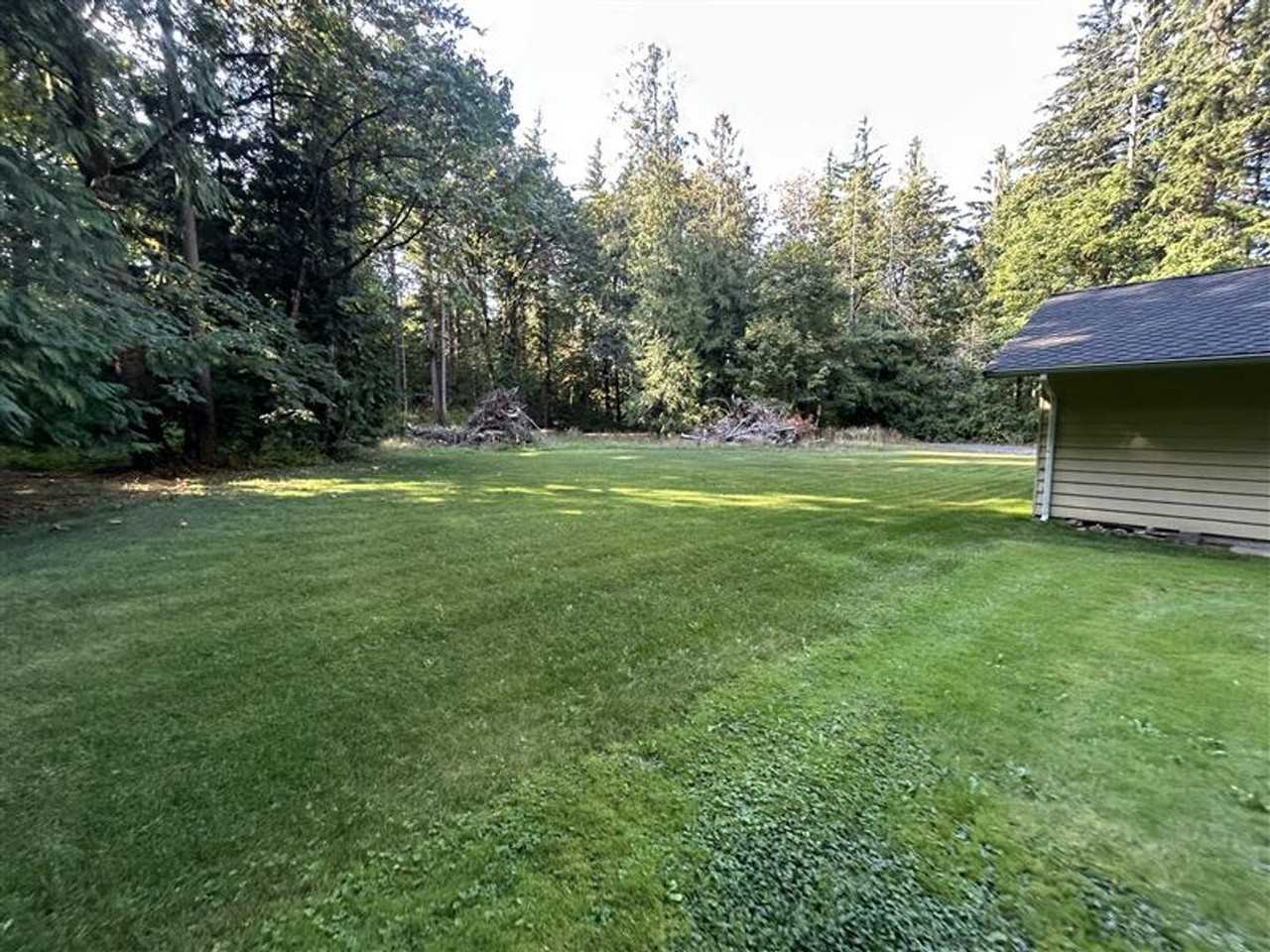 7147 Mecklem Rd - Photo 4 of 27