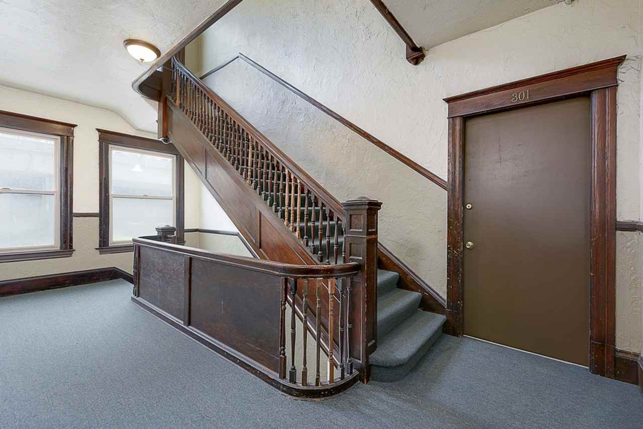 Grandview Apartments - Photo 3 of 14