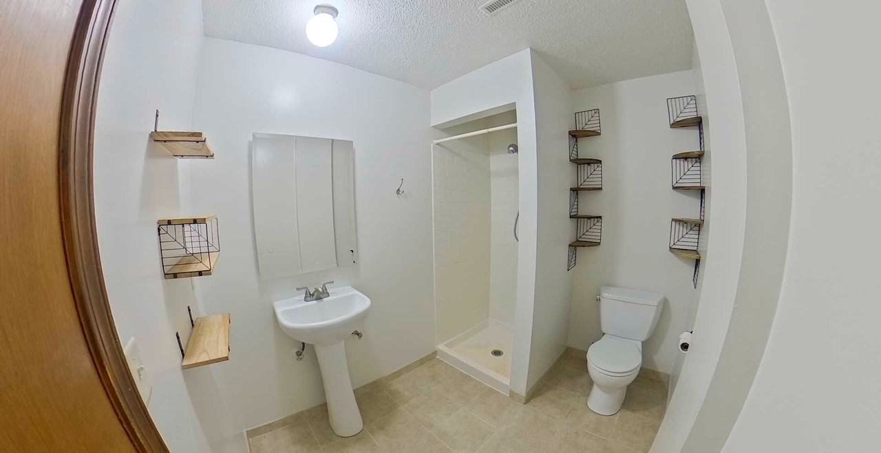 404 Cherry Cir - Photo 3 of 15