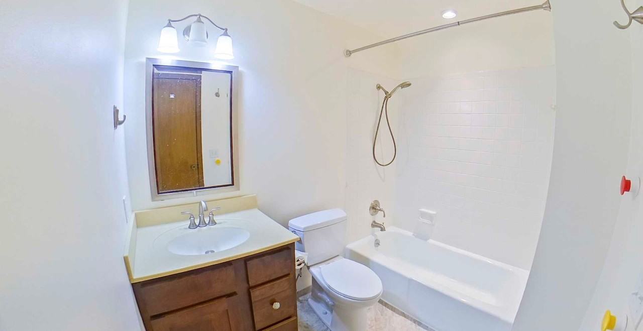 404 Cherry Cir - Photo 4 of 15