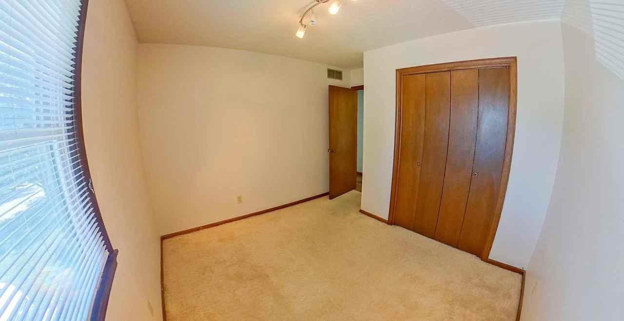 404 Cherry Cir - Photo 6 of 15