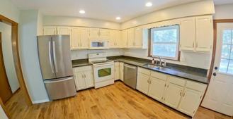 404 Cherry Cir - Photo 1 of 1