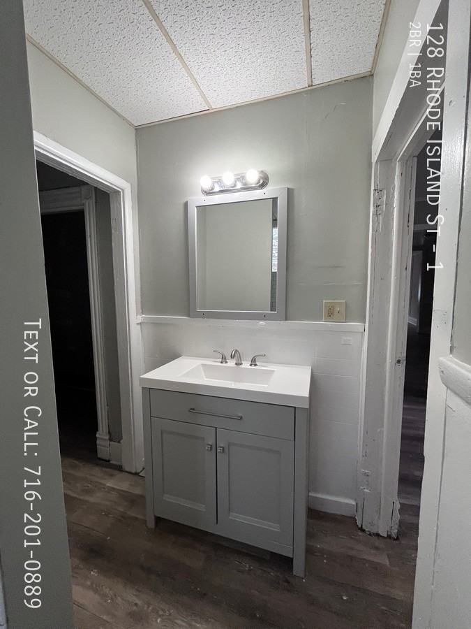 128 Rhode Island St #1 - Photo 3 of 9