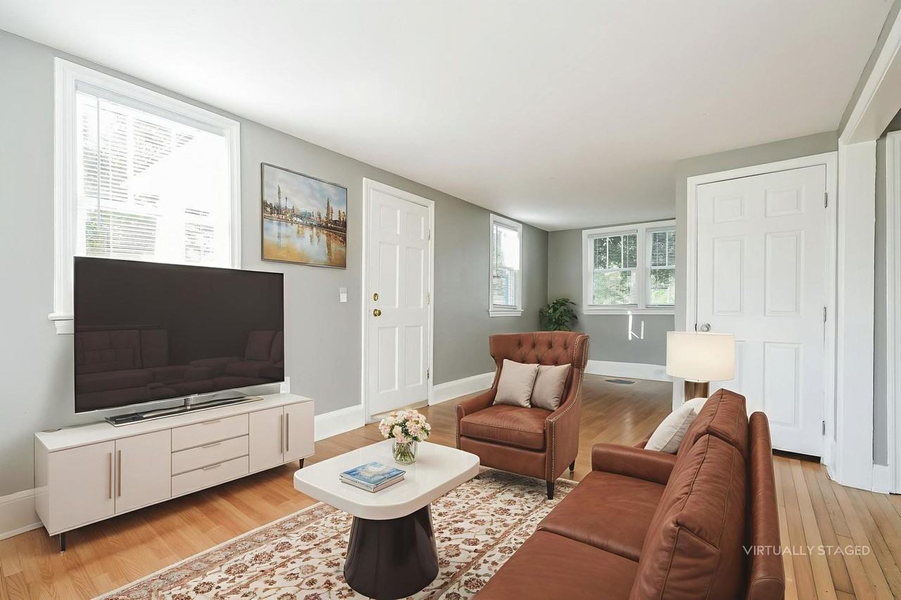 1040 Main Street - Photo 6 of 22