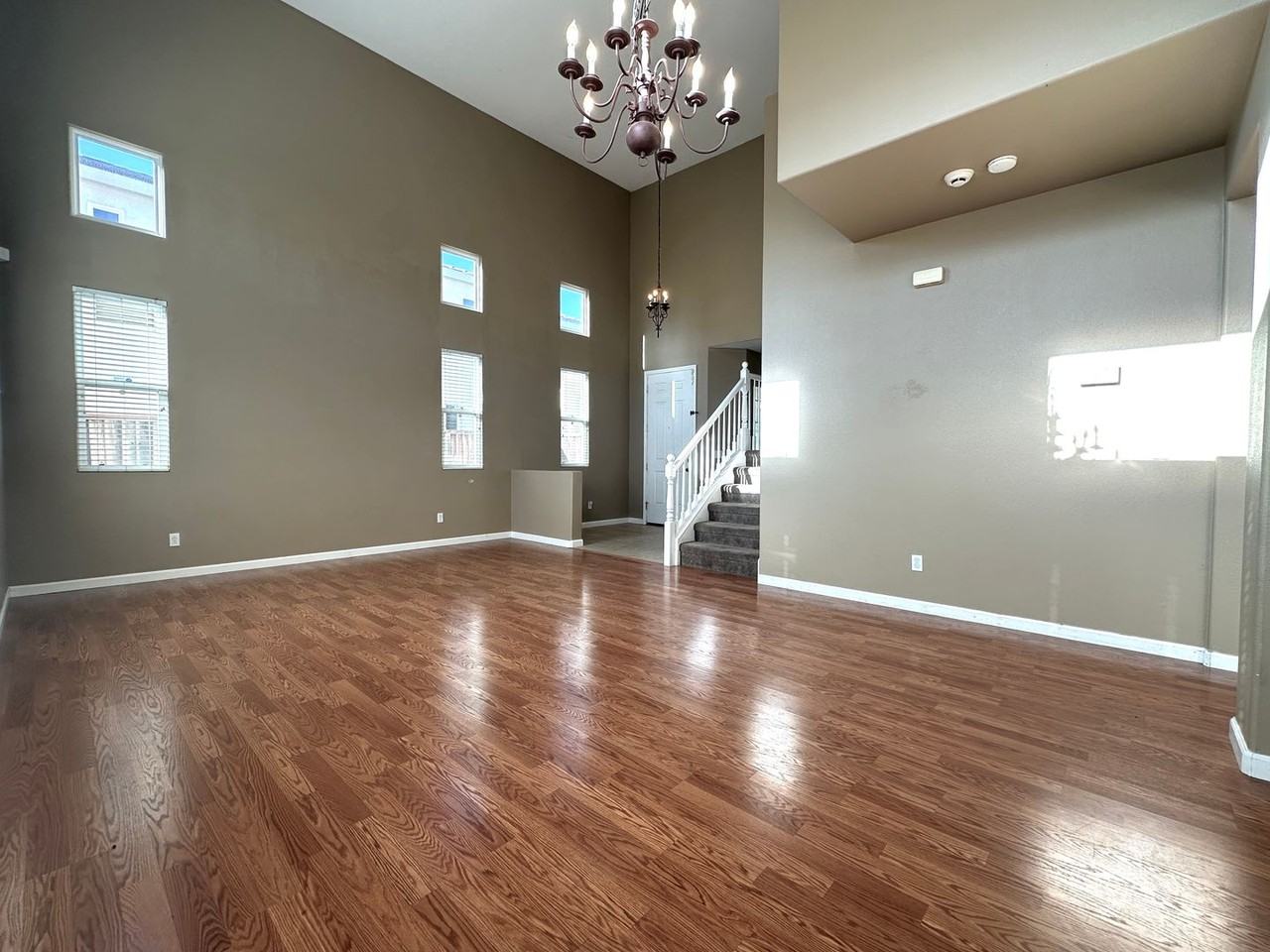 2415 Aberdeen Lane - Photo 5 of 29