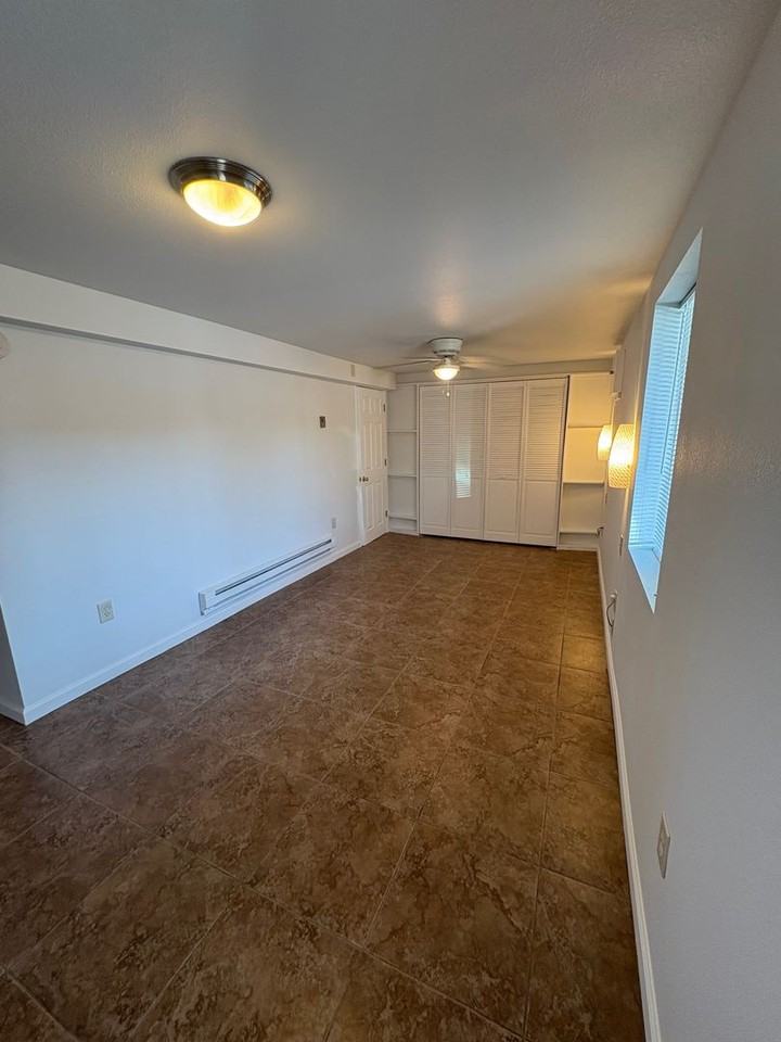 1131 Hunter Lake Dr - Photo 5 of 5