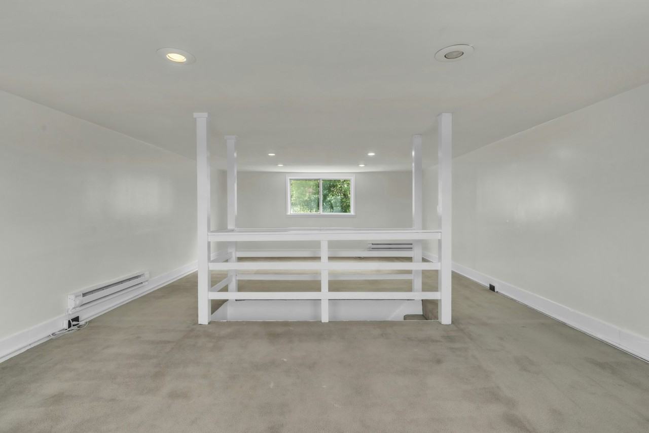 5311 Wickliff Street - Photo 6 of 42