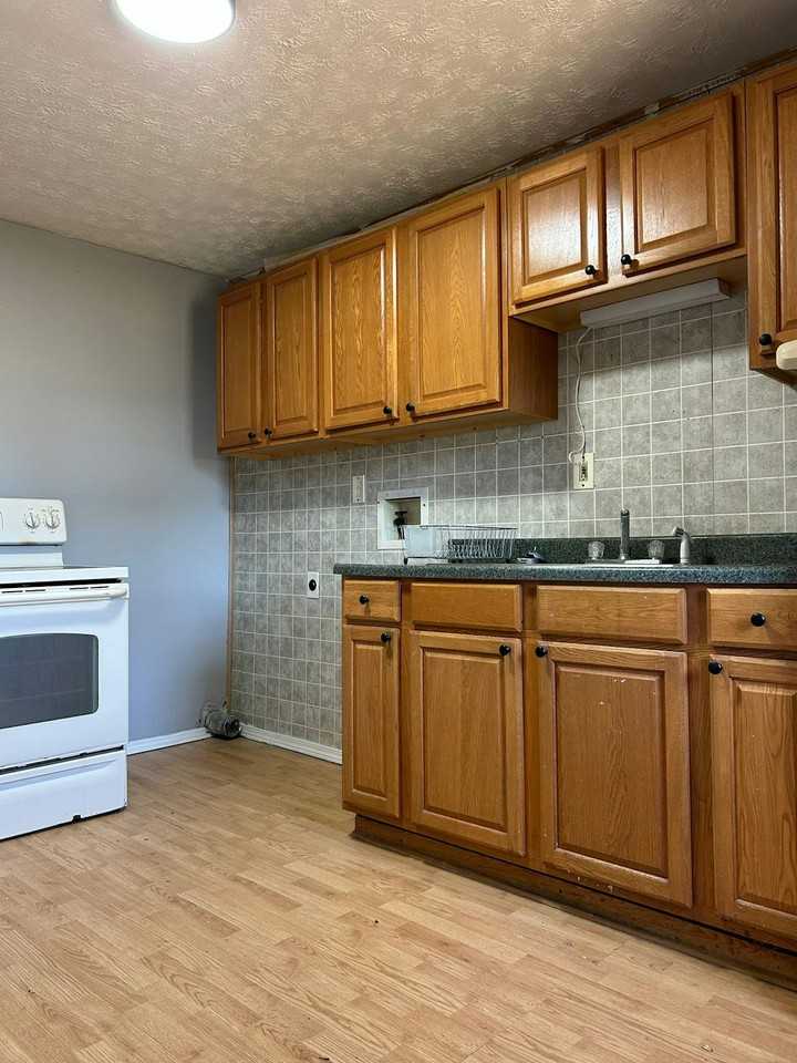 624 South Clay Street, Unit 2 - Photo 4 of 7